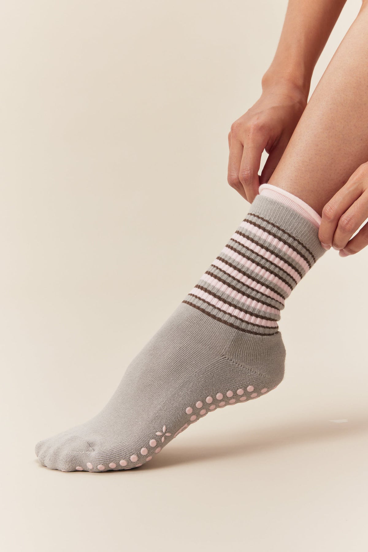 THE EDEN GRIP SOCK